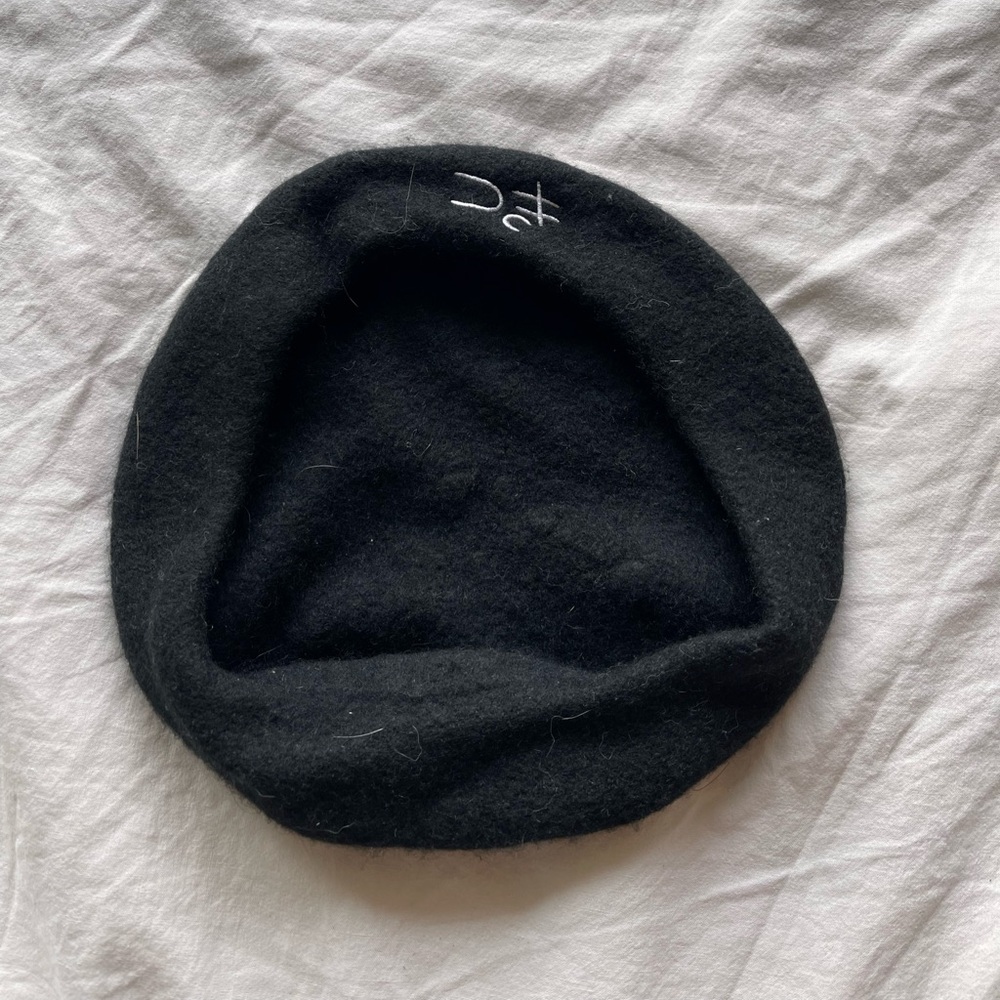 Original Tsuki Black Beret with Pink Accent